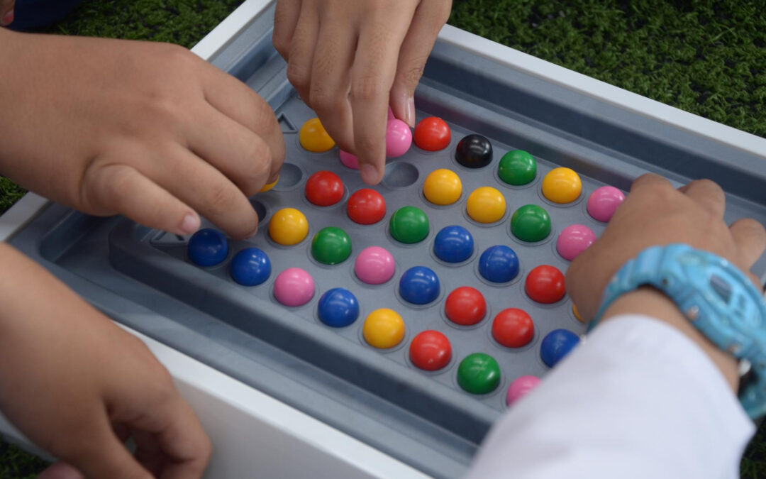 20 Fine Motor Activities for Preschoolers Using Everyday Materials